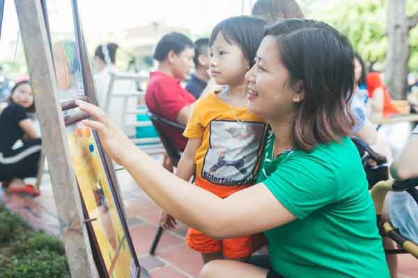 Triển lãm tranh của những 'cây cọ nhí' tại Nghệ An
