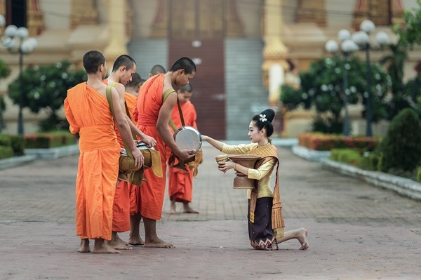 Tại sao văn hóa Phật giáo Thái Lan có tính ứng dụng cao?