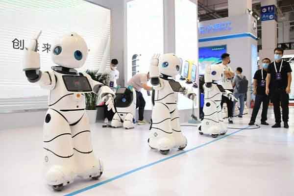 patrulje lav lektier vinde Các robot có tính năng đặc biệt thu hút khách tham quan nhất tại hội nghị