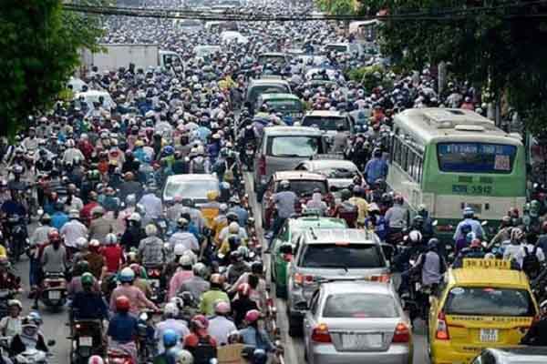 Từ năm 2030, ít nhất một nửa số xe lưu thông tại Việt Nam chạy bằng điện và năng lượng xanh