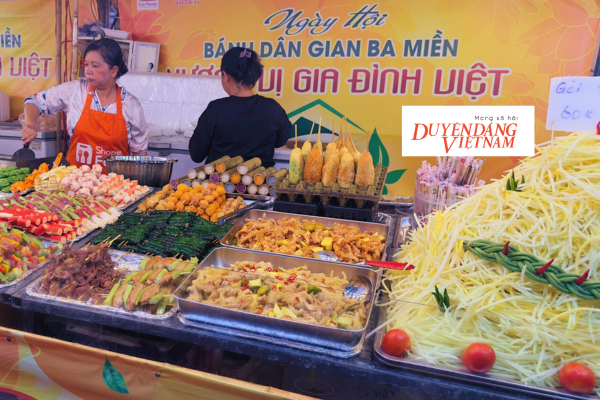 Ngày hội bánh dân gian ba miền - Hương xưa, vị cũ giữa lòng Sài Gòn