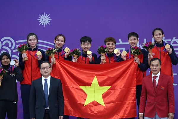 ĐT cầu mây Việt Nam giành huy chương vàng lịch sử sau 17 năm