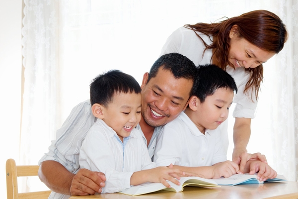 Gia đình bạn có đọc sách cùng nhau?