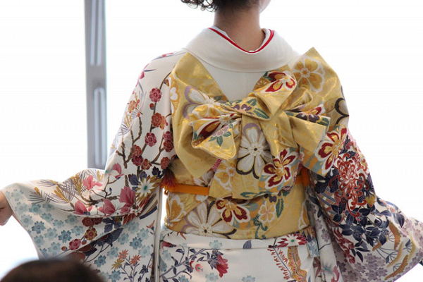Đỉnh cao nghệ thuật nhuộm kimono truyền thống của Nhật Bản