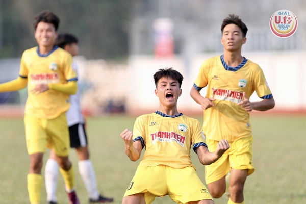 Ghi 2 bàn thắng vào lưới U.19 An Giang, Minh Tiến (U.19 HAGL) nhận giải cầu thủ xuất sắc nhất trận 