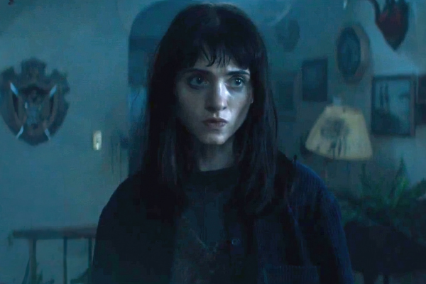Natalia Dyer trong 'Stranger Things' trở lại màn ảnh rộng với bộ phim kinh dị 'Trốn tìm với quỷ'