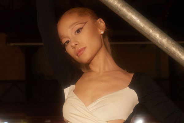Nghi vấn Ariana Grande ra mắt ca khúc mới có nội dung thách thức dư luận gây tranh cãi