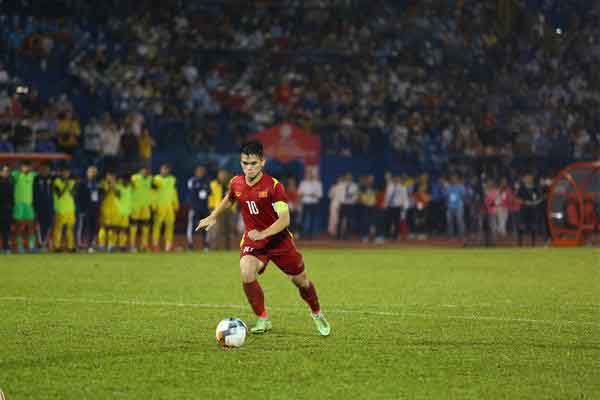 Khuất Văn Khang: Cầu thủ xuất sắc nhất giải U.19 Quốc tế Thanh niên 2022
