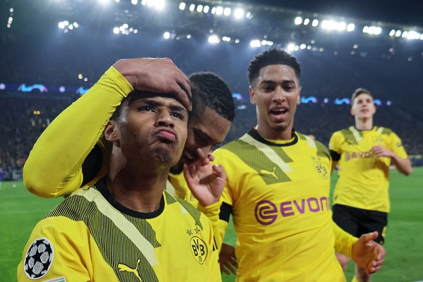 Phung phí cơ hội, Chelsea phải trả giá trước Dortmund tại trận lượt đi vòng 1/8 Champions League