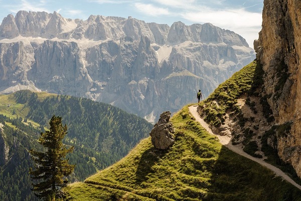 7 chuyến đi bộ đường dài đẹp nhất nước Ý