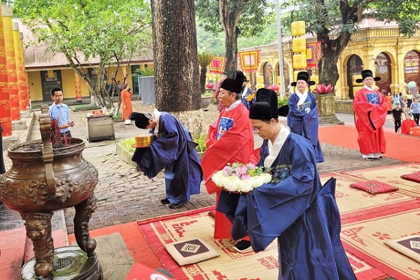 Tái hiện nghi lễ Tết Đoan Ngọ cung đình xưa tại Hoàng thành Thăng Long Hà Nội