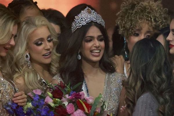 Bị rao bán 20 triệu USD, cuộc thi Hoa hậu Hoàn vũ đã hết thời?