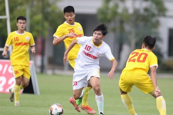 Lượt trận mở màn bảng C Vòng chung kết U.19 Quốc gia 2023: Căng thẳng cuộc đấu giữa U.19 Thanh Hóa – U.19 Sông Lam Nghệ An