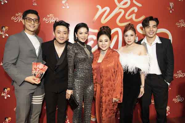Nghệ sỹ Việt tề tựu đông đủ tại buổi ra mắt phim 'Nhà bà Nữ'