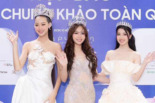 Top 3 Miss World Vietnam 2022 'đẹp phát sáng' tại họp báo chung khảo