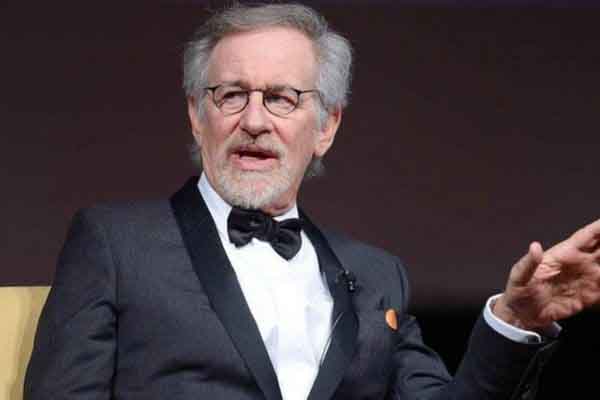 Steven Spielberg khóc hàng chục lần khi thực hiện 'The Fabelmans'