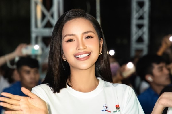 Hoa hậu Ngọc Châu làm Đại sứ 'Giờ trái đất 2023'