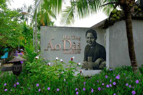 Bảo tàng Áo dài Việt Nam - địa điểm 'sống ảo' mới mẻ của giới trẻ Sài Gòn