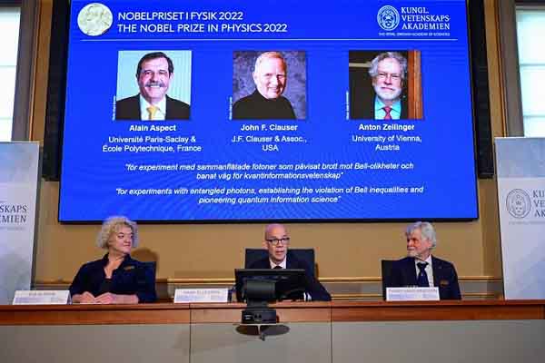 Vinh danh ba nhà khoa học tại giải Nobel Vật lý 2022