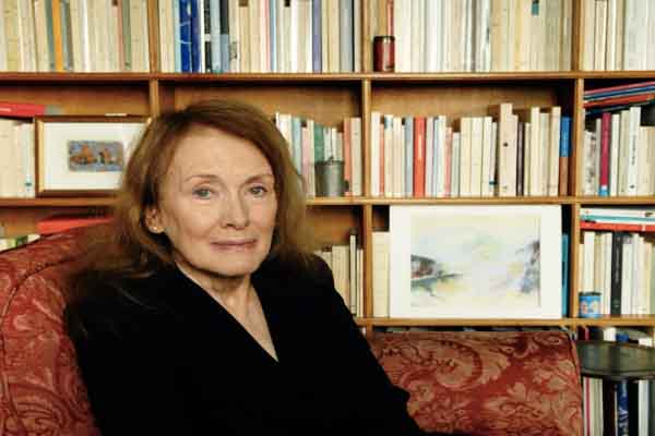 Nữ nhà văn Pháp đoạt giải Nobel văn chương năm nay là ai?