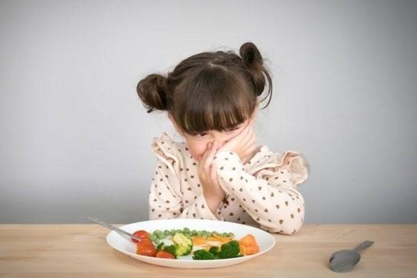 Trẻ biếng ăn và 5 cách khắc phục ba mẹ nào cũng nên biết