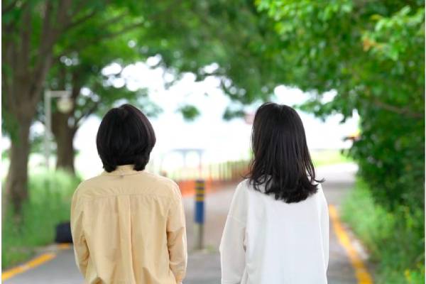 Câu chuyện của hai người phụ nữ Hàn Quốc: Khát vọng sống độc lập và tạo dựng gia đình đúng nghĩa