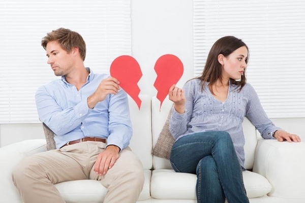 Nói quá nhiều và sai lầm phụ nữ cần tránh khi giao tiếp với chồng