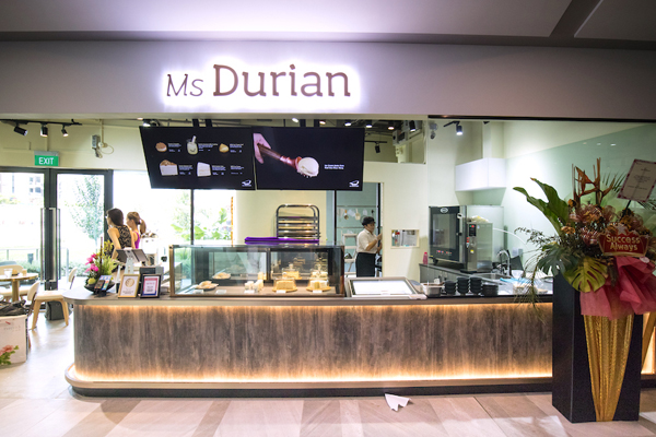 Tiệm cà phê thiên đường dành cho giới yêu thích sầu riêng tại Singapore