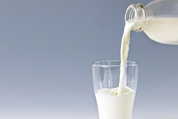 Sữa hết hạn, đừng vội bỏ đi, có tới 6 cách hay để tận dụng