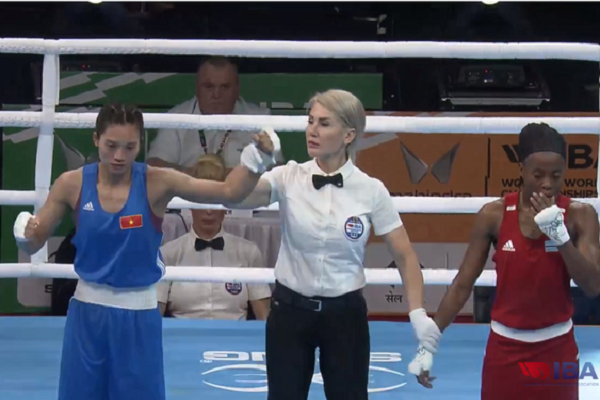 Thi đấu ấn tượng, Nguyễn Thị Tâm vào tứ kết Giải boxing nữ vô địch thế giới 2023