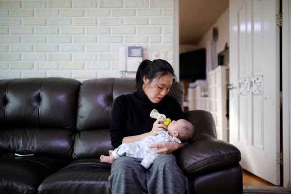 Sinh con gái đầu lòng và nỗi niềm 'gánh nặng' với nữ giới tại Hàn Quốc
