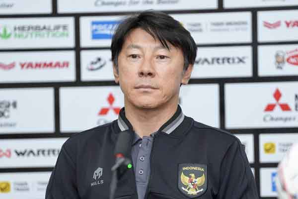 HLV Shin Tae Yong: Indonesia ngang hàng với đội tuyển Việt Nam