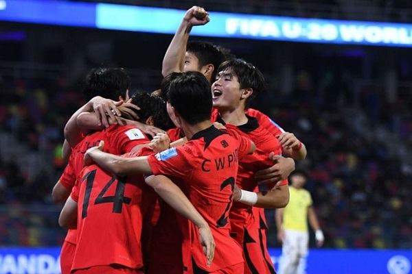 Tứ kết U.20 World Cup: Châu Á góp mặt một đại diện