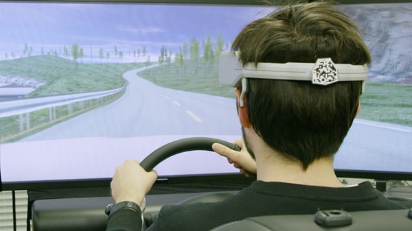 Con người sắp lái xe bằng sóng não như phim viễn tưởng