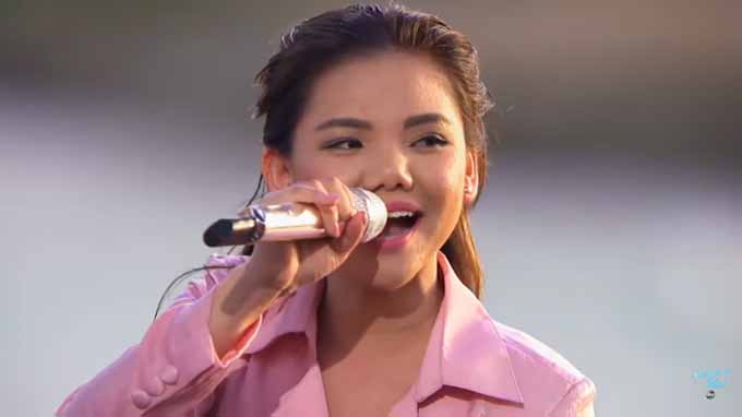 Minh Như trượt top 20 American Idol trong tiếc nuối