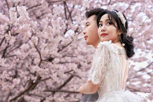 Mặt trái hôn nhân Ốc Thanh Vân: 'Cô đơn, mệt mỏi vì một mình quán xuyến đủ thứ'