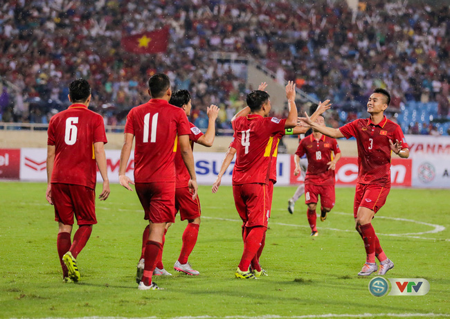 Bảng xếp hạng FIFA: Tuyển Việt Nam tăng 1 bậc, bỏ xa Thái Lan