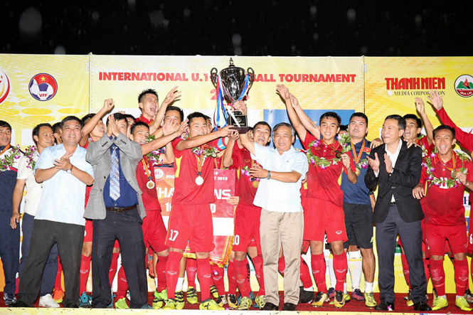 U19 tuyển chọn Việt Nam vô địch giải bóng đá U19 Quốc tế Báo Thanh niên 2018