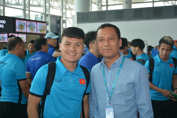 Thầy trò HLV Park Hang-seo bay sang Malaysia sẵn sàng bước vào chung kết