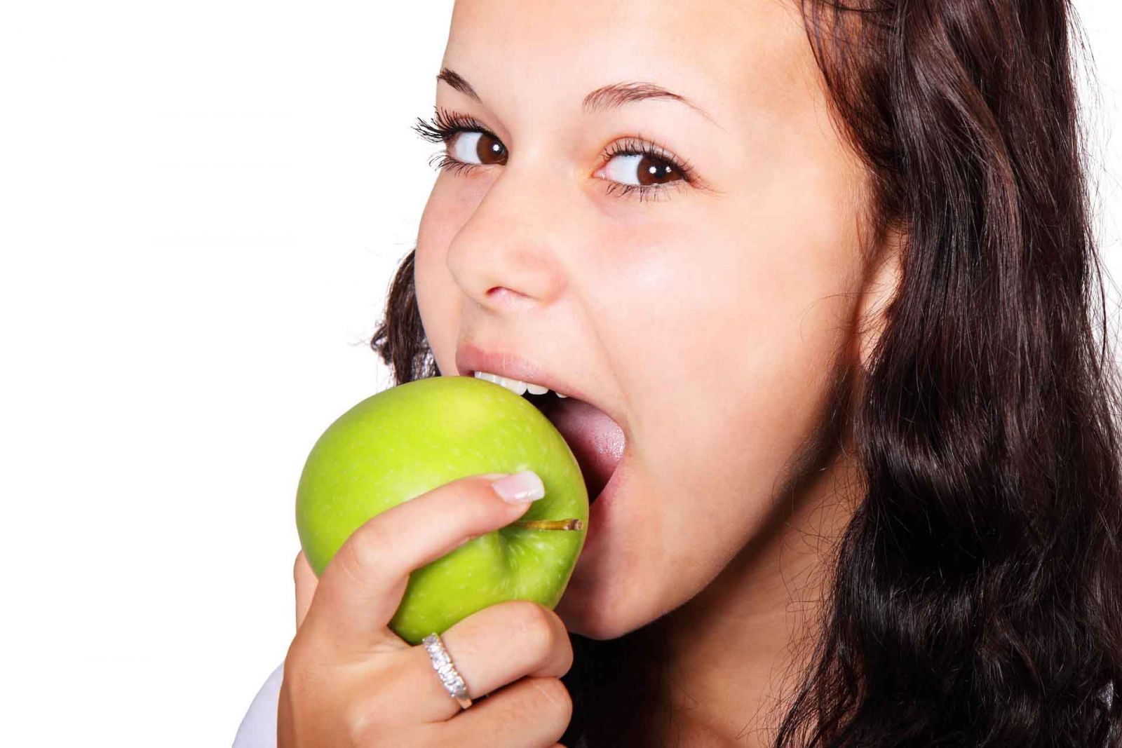 Có thể bạn chưa biết những lợi ích tuyệt vời của táo?