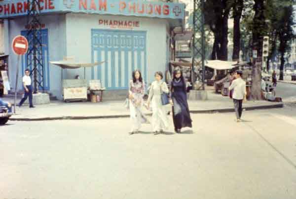 Áo dài thời 'cô Ba Sài Gòn' - Kỳ 1