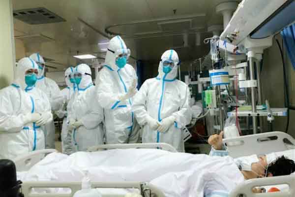 Việt Nam thêm 7 ca nhiễm COVID-19 từ nước ngoài về, bệnh nhân thứ 300 dương tính trở lại