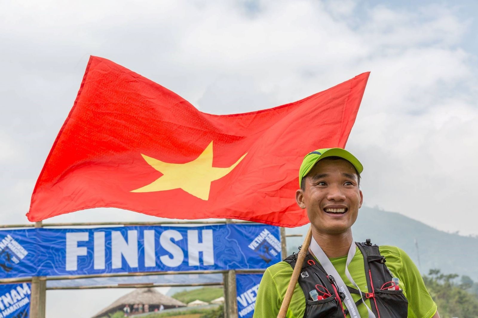 Chàng trai Việt thành công tại đường chạy marathon khắc nghiệt nhất Châu Âu 2018