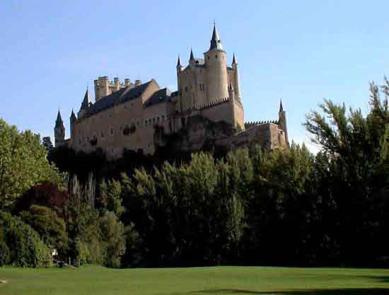 Những tòa lâu đài đẹp nhất thế giới