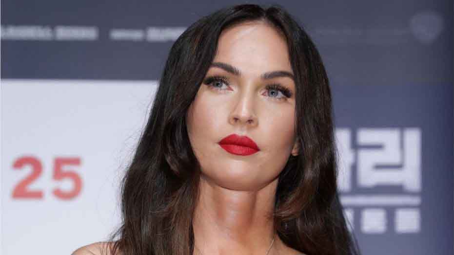 Megan Fox từng có lúc suy sụp vì vai diễn gợi tình