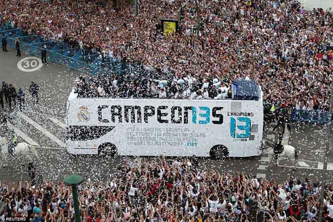 'Biển người' chào đón nhà vô địch Champions League Real Madrid