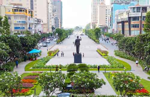 Sẽ nâng cấp phố đi bộ Nguyễn Huệ