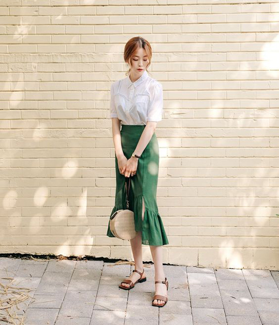 Chân váy bò chữ A cạp cao chân váy jeans ngắn lưng cao màu xanh lá kiểu  dáng cá tính thời trang Hàn Quốc  Lazadavn