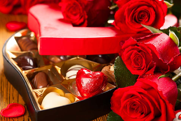 Valentine 2019: 21 tỷ USD tiền quà và gần 10 triệu lời cầu hôn tại Mỹ