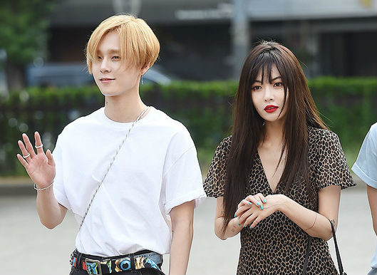 HyunA và bạn trai kém tuổi bị buộc phải rời khỏi công ty